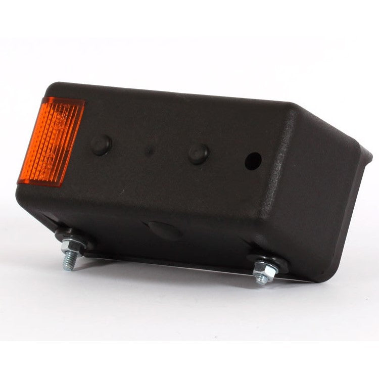 Specificații tehnice lampă semnalizator față stânga 150x77mm protecție IP54 plastic negru
