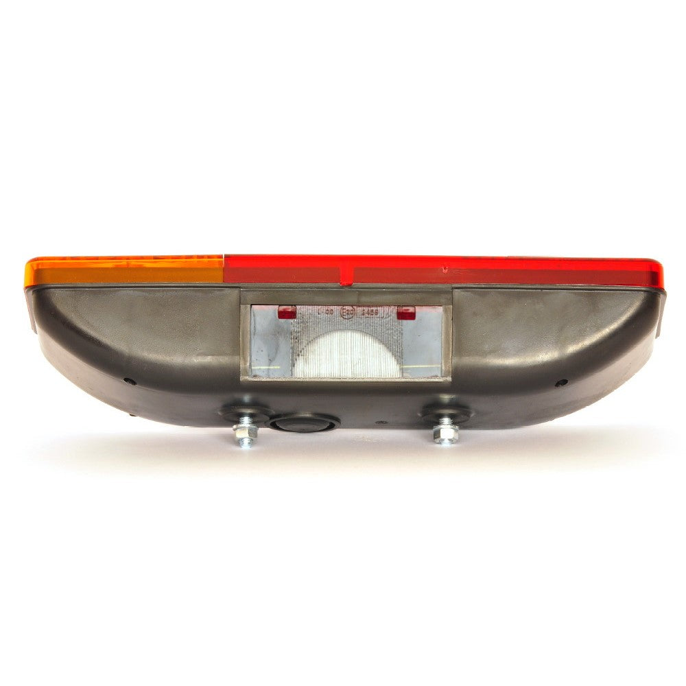 Detaliu montaj lampă semnalizare spate stânga cu șurub M6 și distanță orificii 90mm